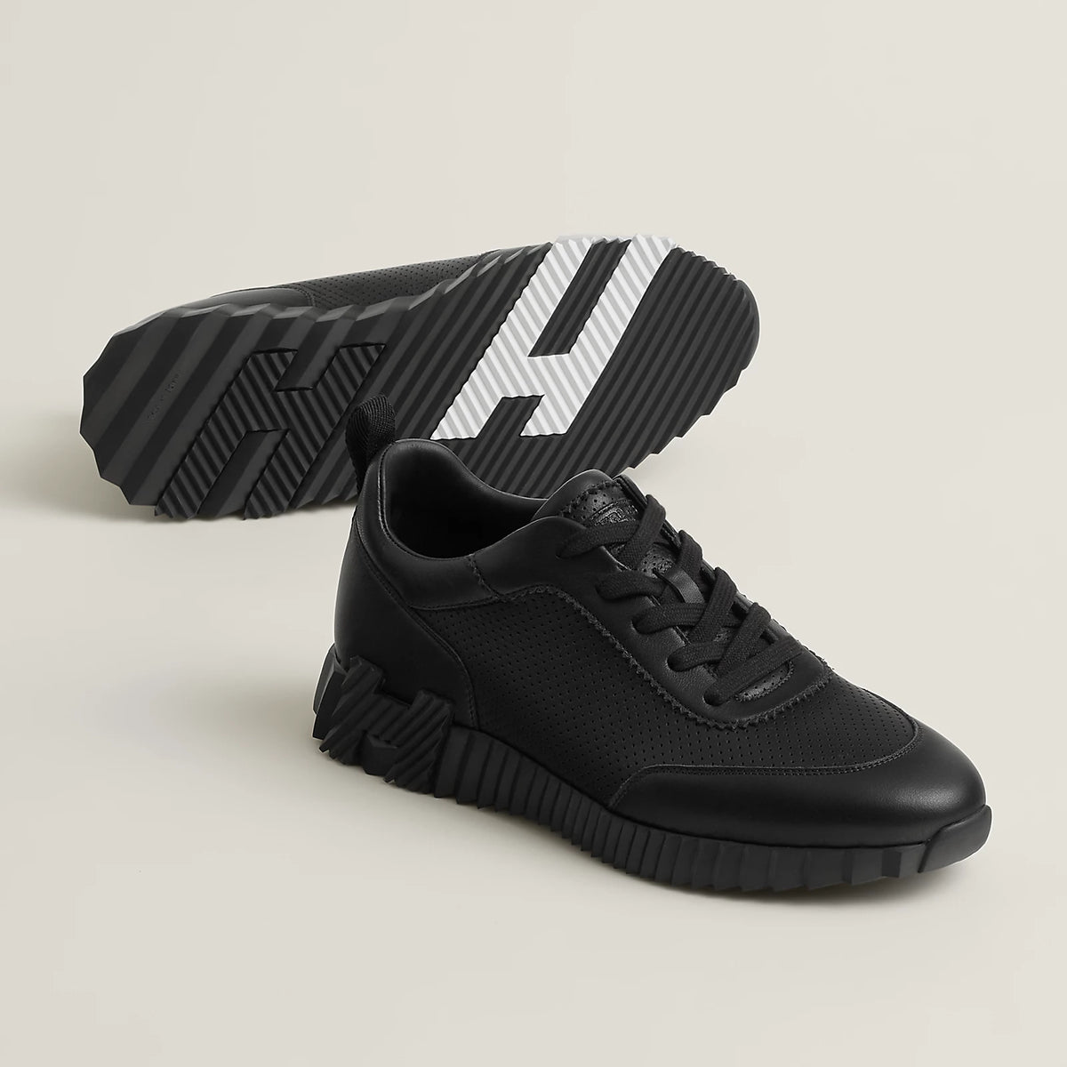 bouncing heremes sneakers